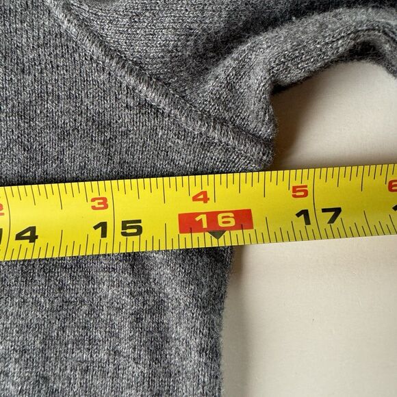 Abercrombie & Fitch Sweater Women’s Medium Gray Crop Cardigan Logo Lace Accent - Picture 5 of 14